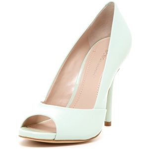BCBG peep toe 4" heels - Women Size 7.5